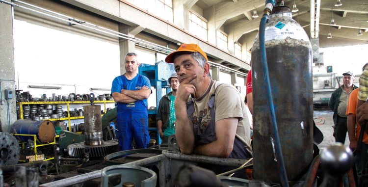 Χωρίς εργασιακή ασφαλιστική κάλυψη οι Έλληνες εργαζόμενοι