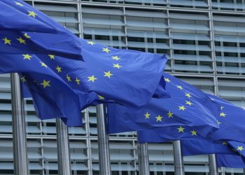 Ευρωπαϊκή Ένωση: Λέει «ναι» στα αντίποινα σε ΗΠΑ αν βάλει δασμούς για τη Γροιλανδία