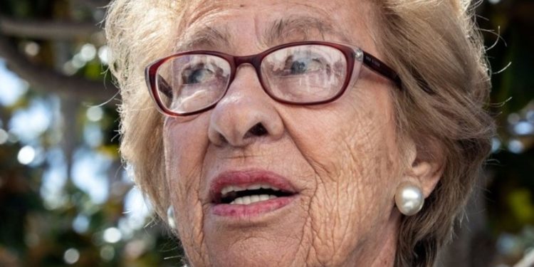 Εύα Σλος: Απεβίωσε η ετεροθαλής αδελφή της Άννας Φρανκ και επιζήσασα του Ολοκαυτώματος