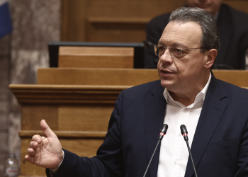 «Που σαι Θανάση»… από τον Σωκράτη Φάμελλο (βίντεο)