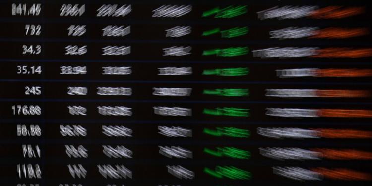 Fed: Πάγωμα επιτοκίων με φόντο επίμονο πληθωρισμό