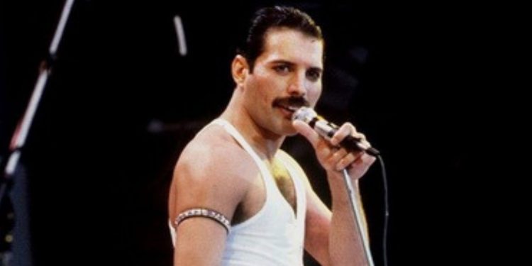 Φρέντι Μέρκιουρι: Έφυγε από τη ζωή η «κρυφή» κόρη του θρυλικού τραγουδιστή