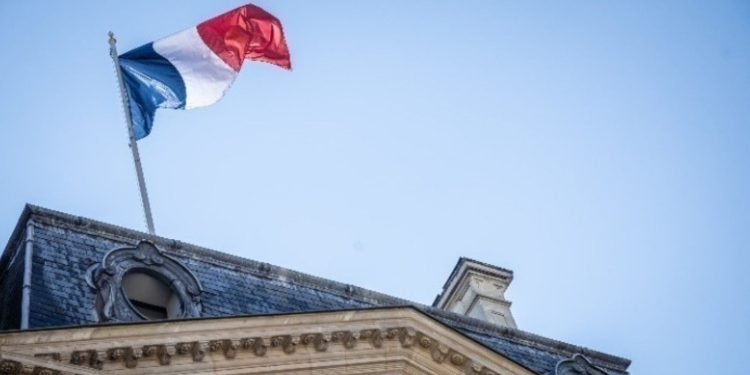 Η Γαλλία θα ανοίξει προξενείο στη Γροιλανδία