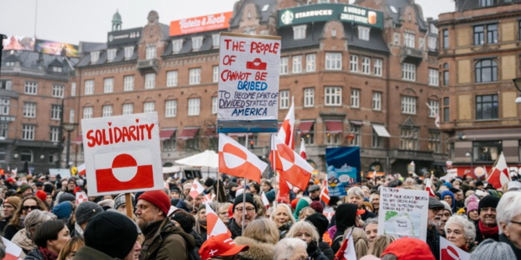 Δασμούς 10% σε 8 ευρωπαϊκές χώρες λόγω Γροιλανδίας εξήγγειλε ο Τραμπ (βίντεο)