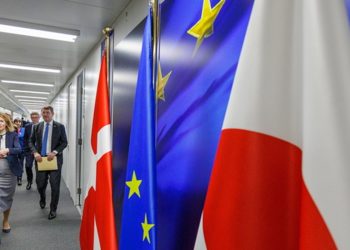 Κατέρρευσε η ευρωπαϊκή άμυνα πριν το κρίσιμο «ματς» της Γροιλανδίας