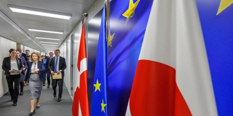 Κατέρρευσε η ευρωπαϊκή άμυνα πριν το κρίσιμο «ματς» της Γροιλανδίας