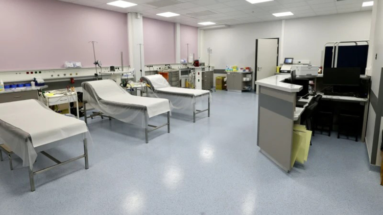 Η επικίνδυνη αύξηση «ραντζών», καταδεικνύει, τις άθλιες συνθήκες στα νοσοκομεία