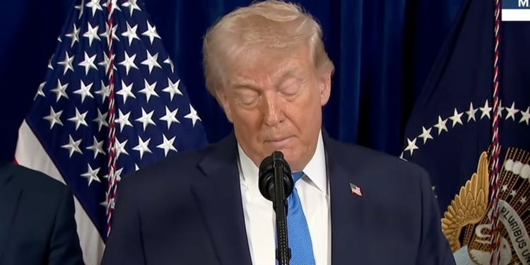 Τραμπ: Ωμή δήλωση de facto κατοχής στη Βενεζουέλα