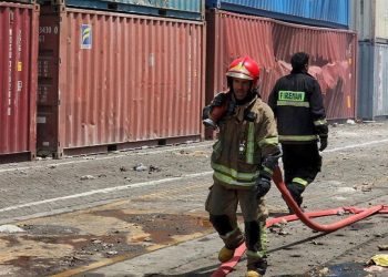 Ιράν: Ένας νεκρός και 14 τραυματίες από έκρηξη στο λιμάνι της Μπαντάρ Αμπάς