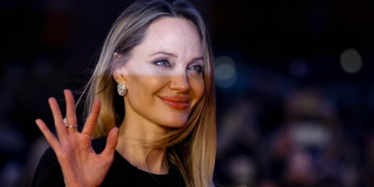 Στη Ράφα η Αντζελίνα Τζολί: μήνυμα στήριξης στη Γάζα