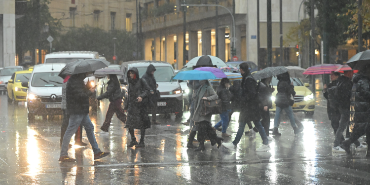 Νέα κακοκαιρία αναμένεται να σαρώσει τη χώρα – Στο «κόκκινο» 5 περιοχές για ακραία φαινόμενα