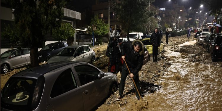 Φονική κακοκαιρία την Τετάρτη: Πλημμύρες, χάος και δυο νεκροί – Ο θλιβερός απολογισμός