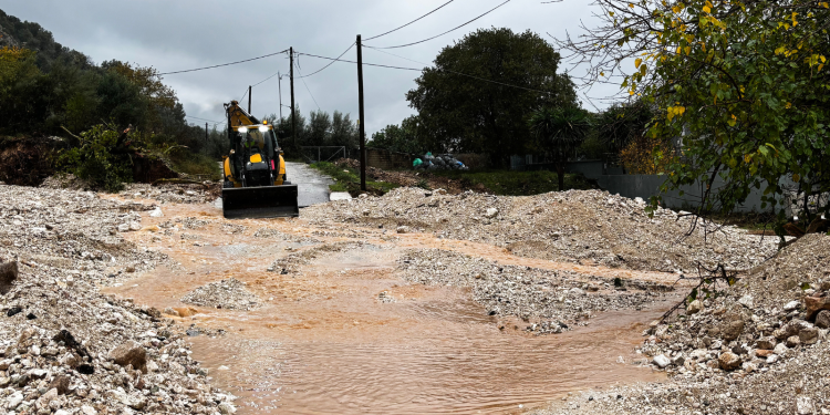 Κακοκαιρία Kristin: Ήχησε το 112 στη Ροδόπη – Υπερχείλισαν ποτάμια