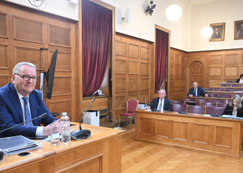 Καρασμάνης στην Εξεταστική ΟΠΕΚΕΠΕ «Όλοι έχουμε ευθύνες» – Νέα ένταση με Κωνσταντοπούλου