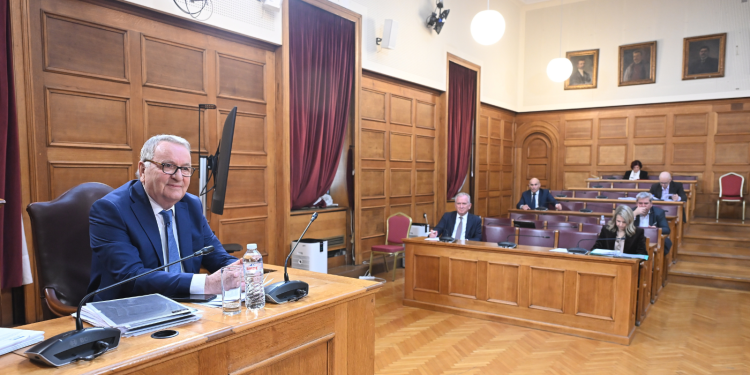 Καρασμάνης στην Εξεταστική ΟΠΕΚΕΠΕ «Όλοι έχουμε ευθύνες» – Νέα ένταση με Κωνσταντοπούλου