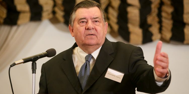 Επανεμφάνιση Καρατζαφέρη: Δένδιας και Πιερρακάκης οι υποψήφιοι διάδοχοι Μητσοτάκη (βίντεο)