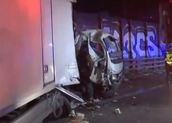 Σφοδρή σύγκρουση δύο φορτηγών στον Κηφισό – Δύο άτομα στο νοσοκομείο