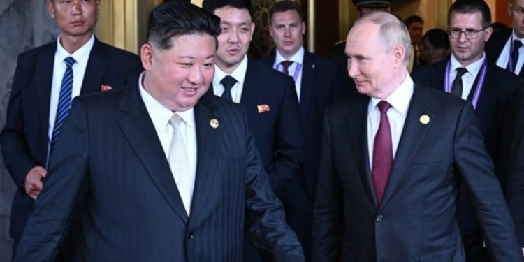 Ο Κιμ Γιονγκ Ουν υπόσχεται αέναη υποστήριξη στον Πούτιν