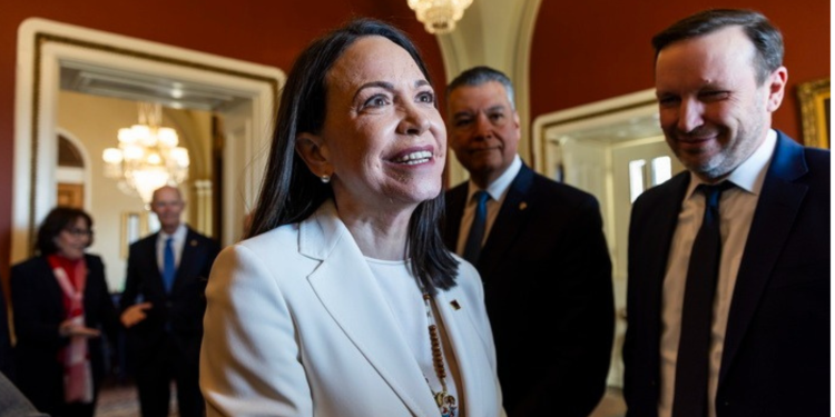 Δείπνησαν Τραμπ – Ματσάδο… κουβέντα για την επόμενη μέρα στη Βενεζουέλα