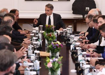 Με το βλέμμα στραμμένο στην αυριανή συνάντηση των αγροτών το Μαξίμου