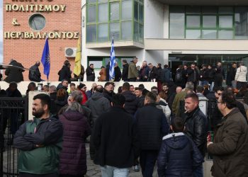 Μάλγαρα: Σε εξέλιξη η πανελλαδική συνέλευση των αγροτών