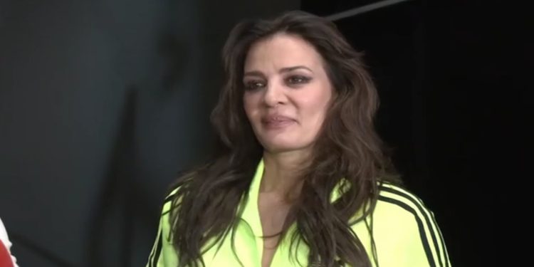 Δήμητρα Ματσούκα: Γενέθλια με τούρτα – έκπληξη στο θέατρο (βίντεο)