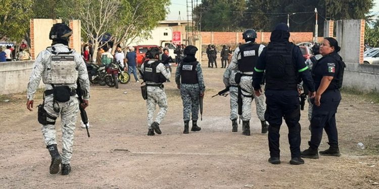 Μακελειό σε γήπεδο ποδοσφαίρου στο Μεξικό – Ένοπλοι εισέβαλαν και σκότωσαν τουλάχιστον 11