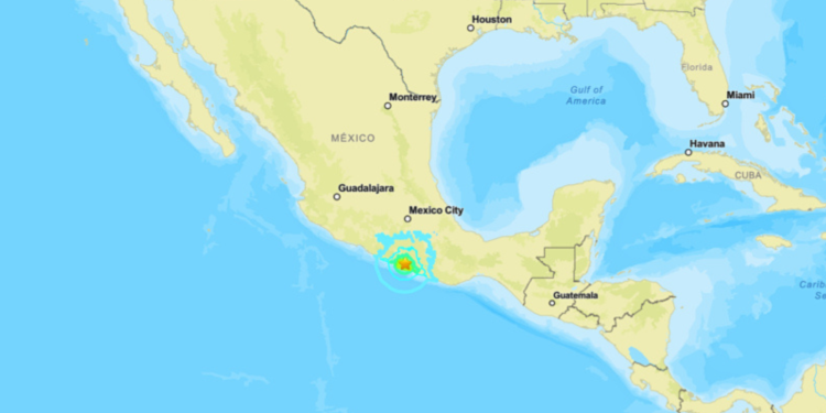 Ισχυρός σεισμός 6,5 ρίχτερ στο Μεξικό (βίντεο)