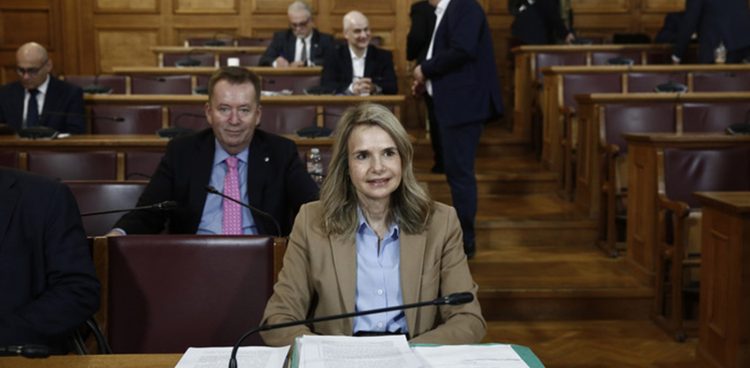 Εξεταστική ΟΠΕΚΕΠΕ: Θερμό επεισόδιο Μιλένας Αποστολάκη με Δήμητρα Χαλικιά