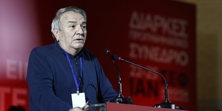 Ο Μπίστης αποχαιρετά με αιχμές τη Νέα Αριστερά: Δεν είναι αφορολόγητο να σηκώνεις το χέρι σου