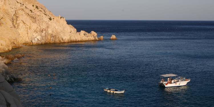 Ναυάγιο στην Ικαρία με νεκρό 4χρονο αγόρι