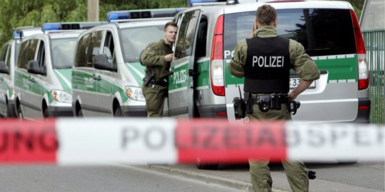 Βερολίνο: Πέντε τραυματίες από πυροβολισμούς σε διαμέρισμα