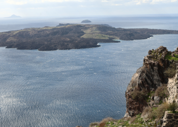 Σαντορίνη: Με ρομποτικό όχημα εξερευνούν το υδροθερμικό πεδίο της καλδέρας (βίντεο)