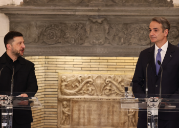 Ματιές Μαξίμου στο σχέδιο ανοικοδόμησης της Ουκρανίας