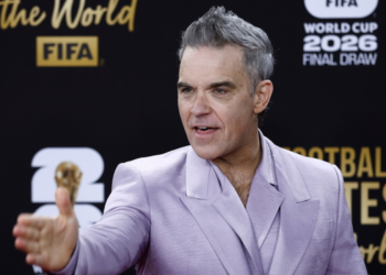 Ο Ρόμπι Γουίλιαμς έγραψε ιστορία ξεπερνώντας τους Beatles στα charts