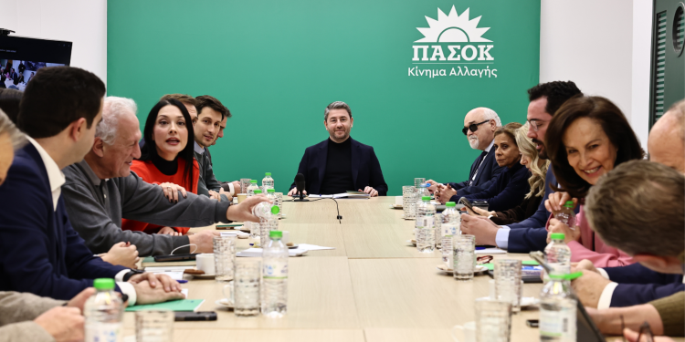 Προεδρικοί vs στελέχη: Oι συσχετισμοί στο Συνέδριο του ΠΑΣΟΚ