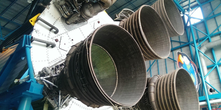 Η κακοκαιρία φρέναρε την επιστροφή της NASA στο φεγγάρι