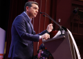 Ο Τσίπρας ανάμεσα στον ριζοσπαστισμό και τη σοσιαλδημοκρατία