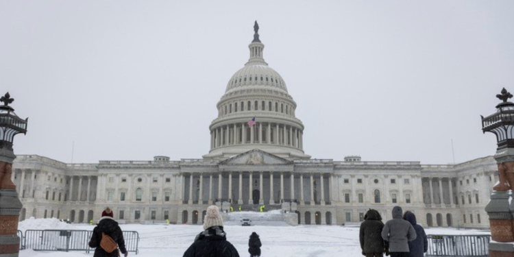 Φλερτάρουν ξανά με shutdown οι ΗΠΑ, λόγω… ICE