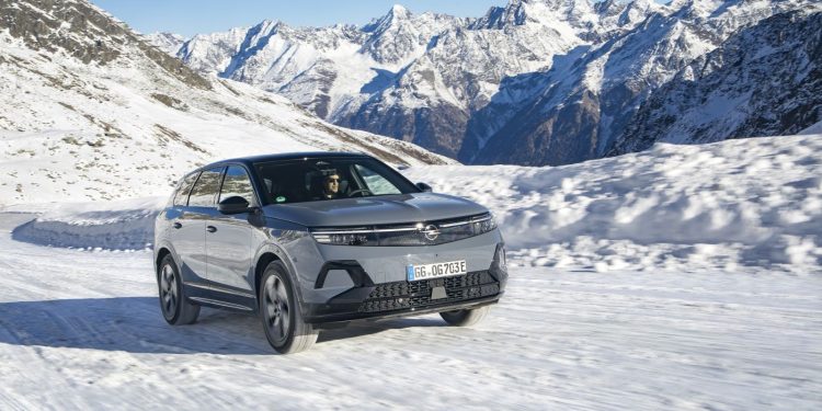 Οpel Grandland Electric AWD: Το πρώτο αμιγώς ηλεκτρικό τετρακίνητο της