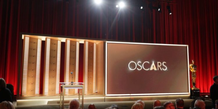 Ιστορικό ρεκόρ στα Όσκαρ για την Έμμα Στόουν με το «Bugonia»