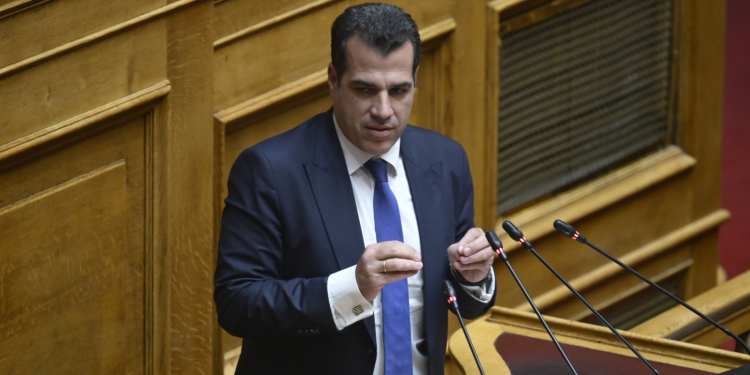 Απόλυτα ευθυγραμμισμένο με την ξενοφοβία το νομοσχέδιο Πλεύρη