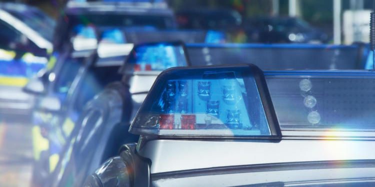 Axios: Πώς η AI επαναχαράσσει το μέλλον της αστυνόμευσης