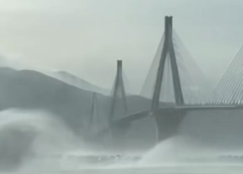 Θυελλώδεις άνεμοι στη γέφυρα Ρίου – Αντιρίου (βίντεο)