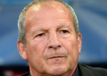 Πέθανε ο Ρολάν Κουρμπίς, εμβληματική μορφή του γαλλικού ποδοσφαίρου