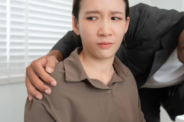 Βρετανία: Πρώην βουλευτής διώκεται για σεξουαλική επίθεση