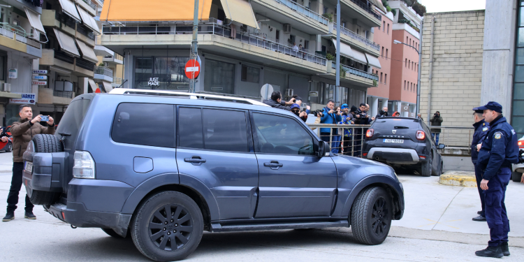 Βιολάντα: Ελεύθερος ο ιδιοκτήτης και τα δύο στελέχη για τη φονική έκρηξη (βίντεο)