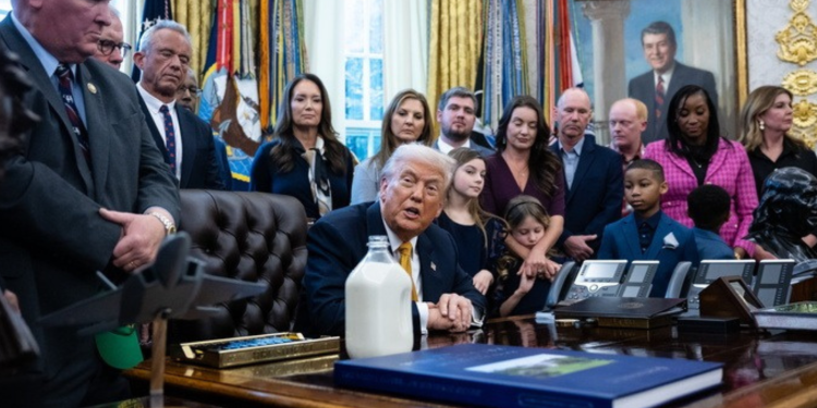 Μπλόφα Τραμπ για τις δολοφονίες στο Ιράν ή σημάδι αποκλιμάκωσης; (βίντεο)