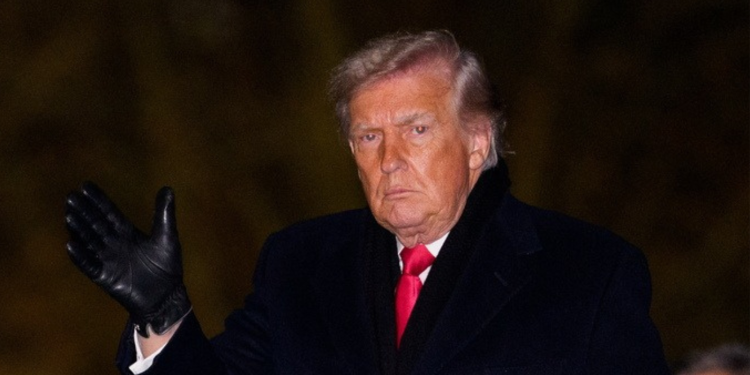 Τραμπ: Χωρίς εμένα το ΝΑΤΟ θα βρισκόταν στο χρονοντούλαπο (live)