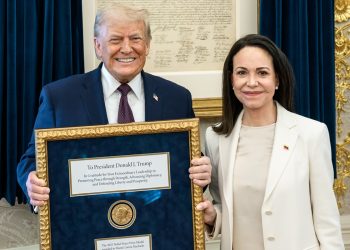 Μαύρος (MRB): Ο Τσίπρας έχει καθυστερήσει απελπιστικά το κόμμα του – Η Καρυστιανού βιάστηκε